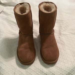 Ugg Classic Short II Chestnut Size 8